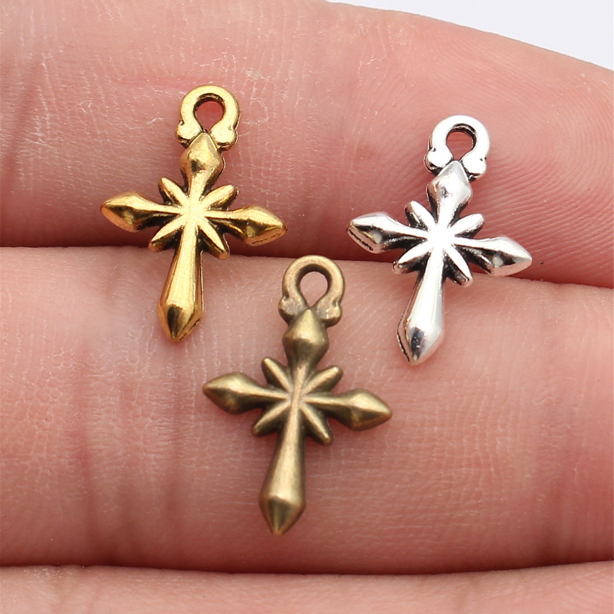 Vintage Fashion Online - WYSIWYG 40 piezas 18x12mm 3 colores: